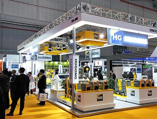 进博会首日CA88意大利CEA展位精彩泛起